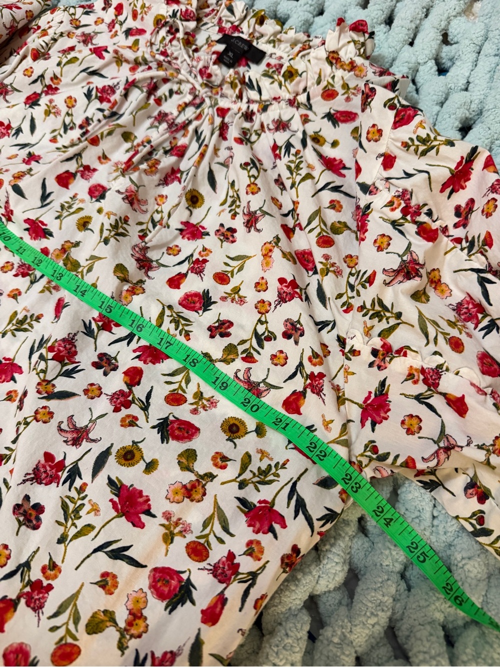 J.Crew Floral Peasant Top in White Red Green & Yellow Blooms Sz. XL - Picture 8 of 12